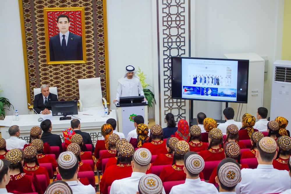 Ambassador Extraordinary and Plenipotentiary of the United Arab Emirates to Turkmenistan held a seminar at the Yagshygeldi Kakayev International Oil and Gas University

