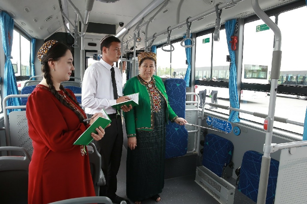 Talyplar okuw tejribeliginde