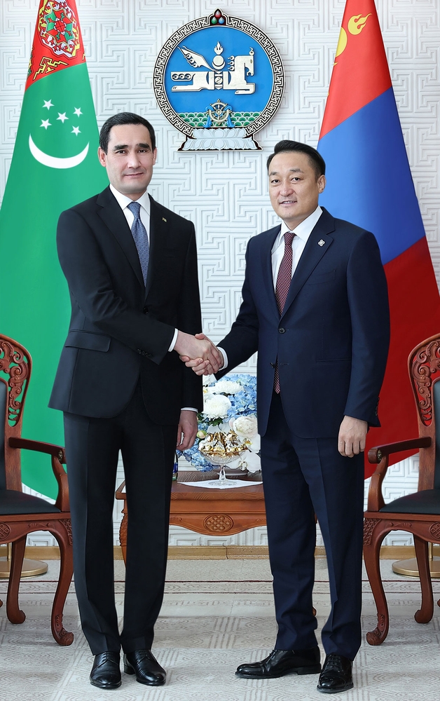 President of Turkmenistan Meets with Chairman of the State Great Khural of Mongolia