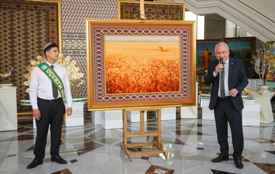 Sungat ojagymyzda uçurymlaryň diplom goragy üstünlikli dowam edýär