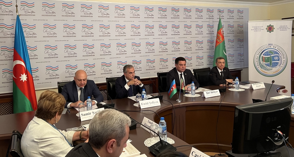 Türkmenistan we Azerbaýjan köpugurly hyzmatdaşlygy pugtalandyrýar