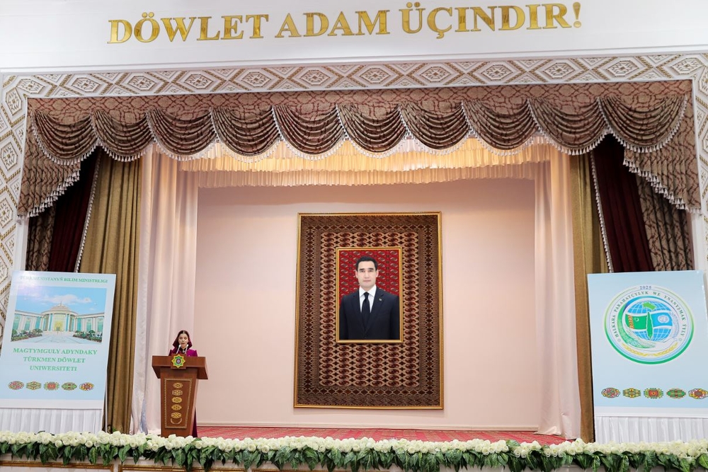 «Dünýä dilleri we medeni diplomatiýa — halklary jebisleşdirýän dostluk köprüsi» atly wagyz-nesihat çäresi geçirildi