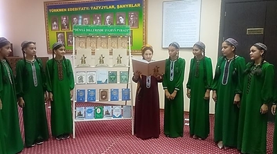 FRAGI'S POETRY IN THE LANGUAGES OF THE WORLD