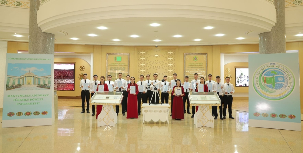 Türkmen döwlet uniwersitetinde dabaraly maslahat geçirildi