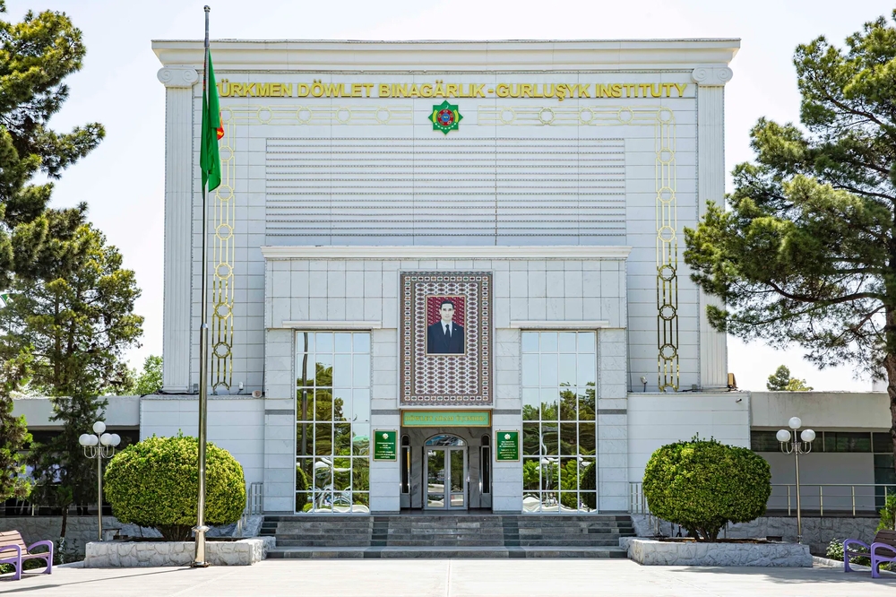 Türkmen döwlet binagärlik-gurluşyk instituty talyplyga kabul edýär