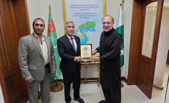 Türkmenistan we Pakistan söwda-ykdysady gatnaşyklary giňeltmegiň mümkinçiliklerine seretdiler