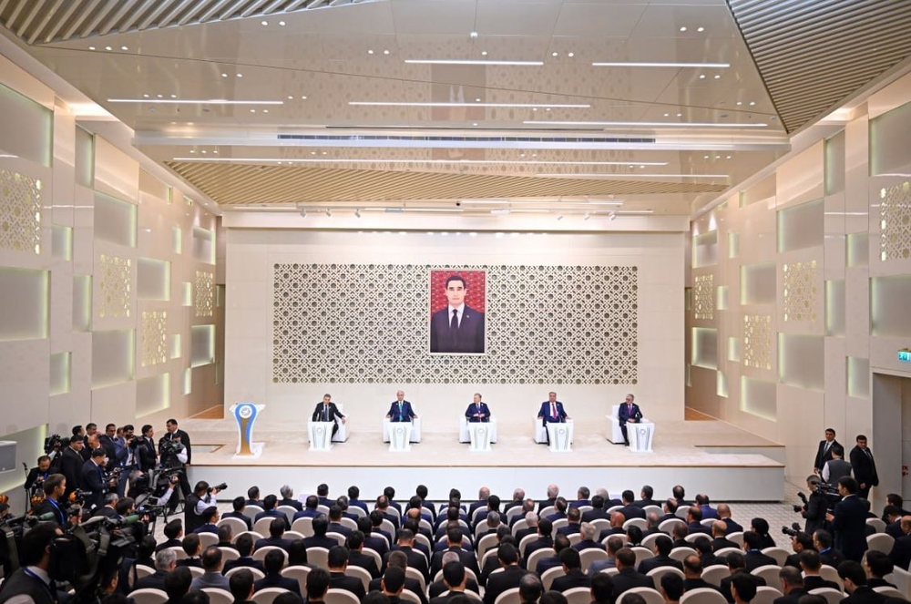 President of Uzbekistan Shavkat Mirziyoyev awarded with the Order "For Contribution to the Development of Cooperation"