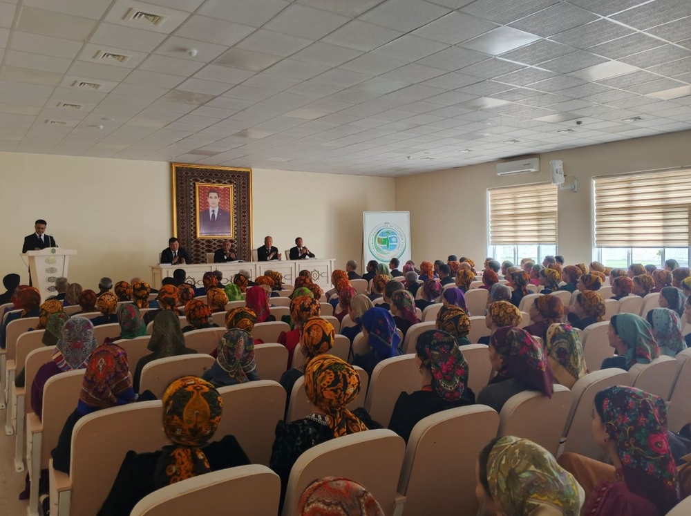 BUÝSANJA BESLENEN DABARA