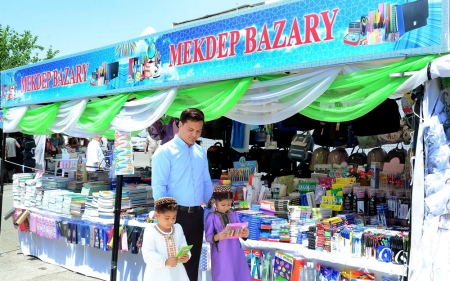 Since the beginning of August, about 70 school bazaars have been operating in Lebap velayat