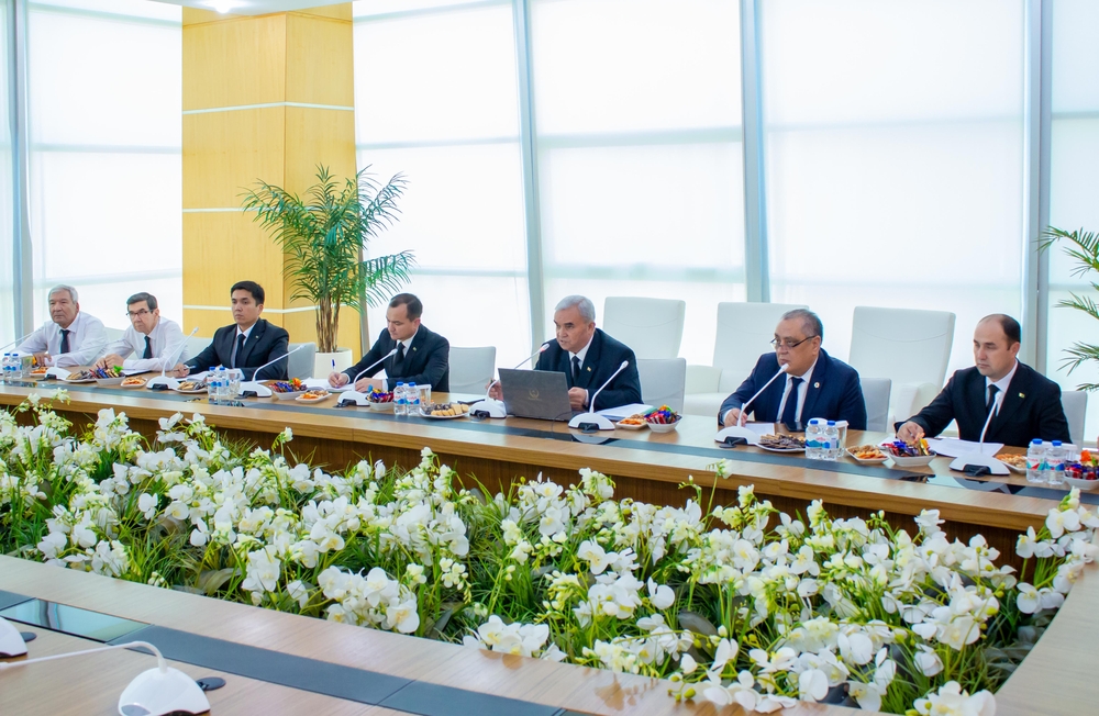 Working meeting at the International University of Oil and Gas named after Yagshygeldi Kakayev with Chinese universities on the Luban Workshop project