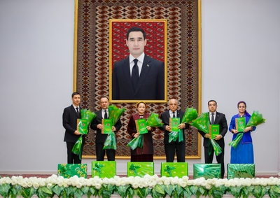 Türkmen döwlet uniwersitetinde aýdym-sazly dabaraly çäre geçirildi