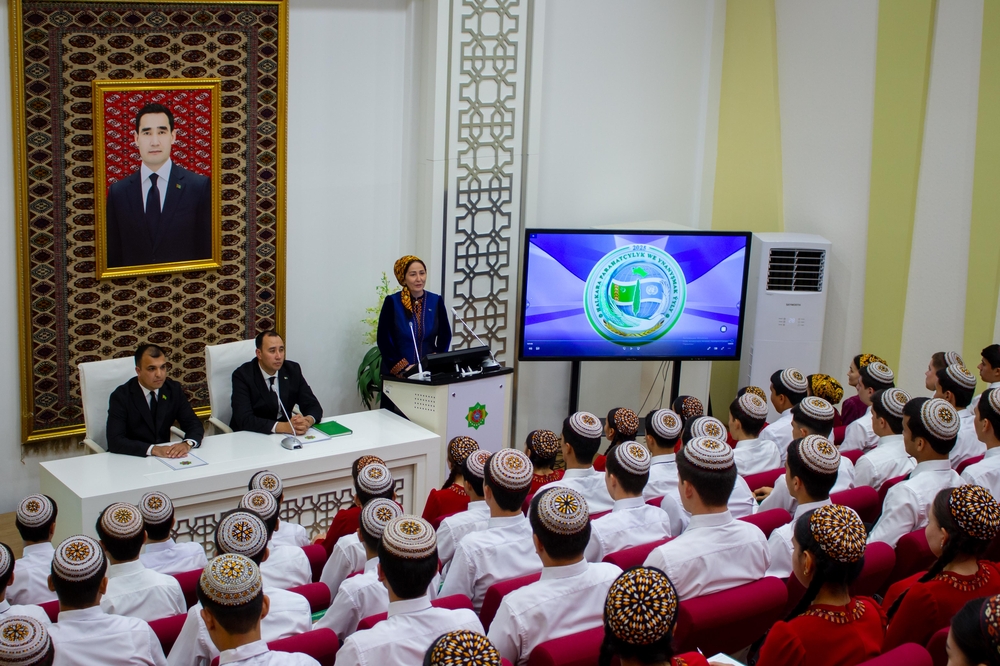 “Halk maslahaty Geňeşli iliň döwletli ýoly” atly wagyz-nesihat çäresi geçirildi.