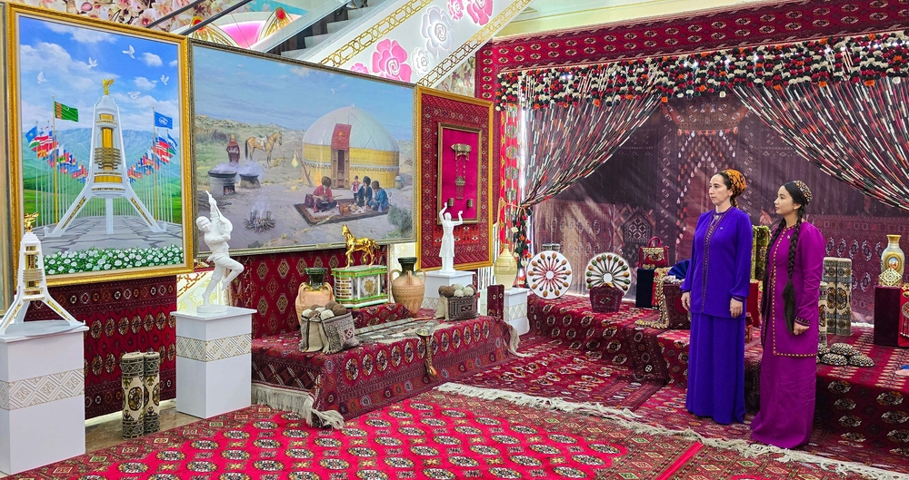 Parahatçylyk ýörelgeler rowaçlanýar