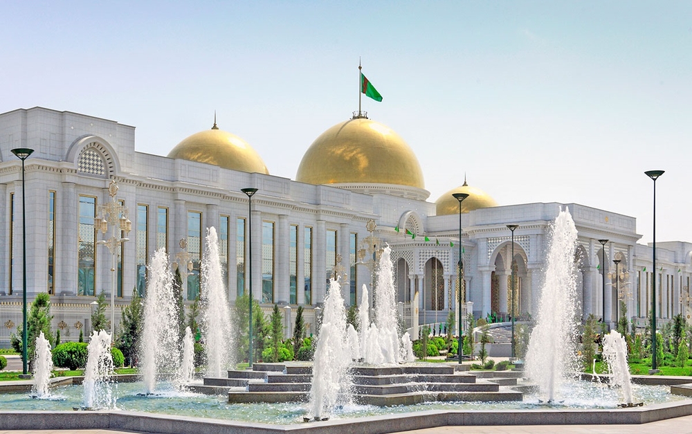 President of Turkmenistan meets chairman of Korean company “Daewoo”