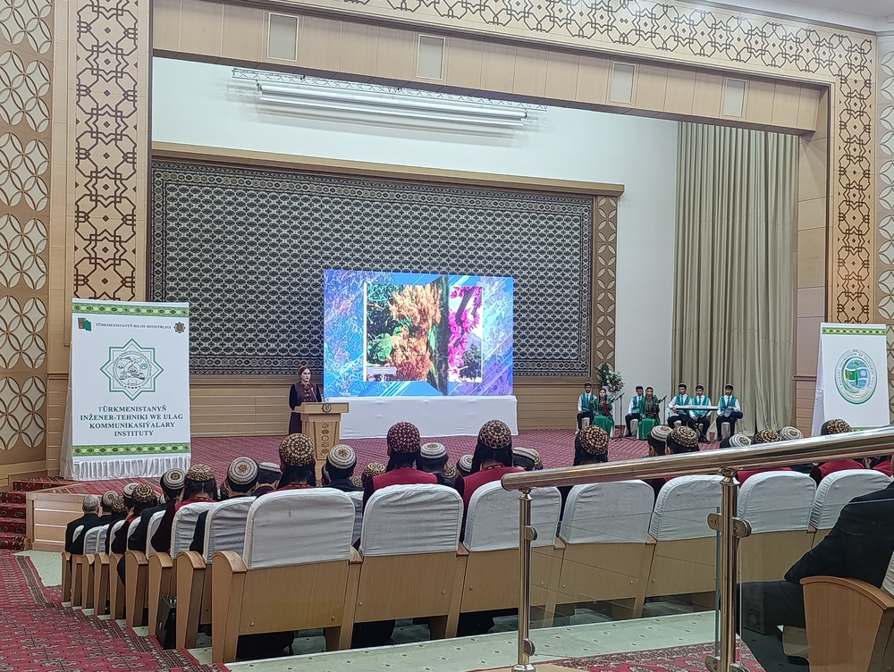 GAHRYMAN ARKADAGYMYZYŇ HALKYMYZA BAÝRAMÇYLYK SOWGADY