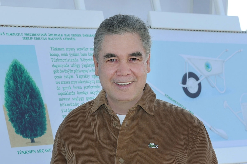 Gahryman Arkadagymyz Türkmenistanyň hemişelik Bitaraplygynyň 30 ýyllygy mynasybetli dabaralara görülýän taýýarlyk işleriniň barşy bilen tanyşdy