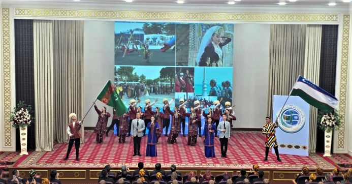 Как в Ашхабаде отпраздновали День узбекского языка