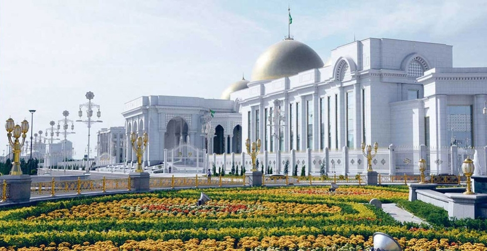 President of Turkmenistan congratulates participants of the International Exhibition and Conference on the Development of Construction, Industrial, Chemical, and Energy sectors