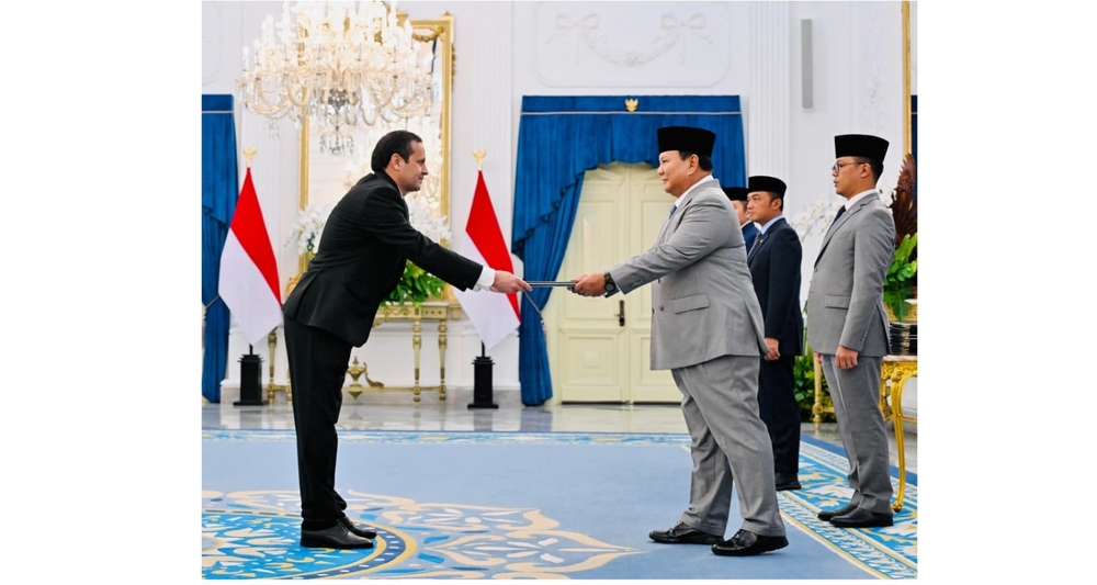 Ambassador of Turkmenistan presents credentials to the President of Indonesia