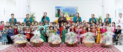 On the occasion of the Harvest Festival, children received gifts from the Leadership of Turkmenistan