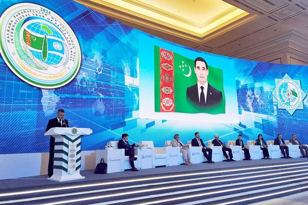 Turkmenistan focuses on the digital era and international transport corridors