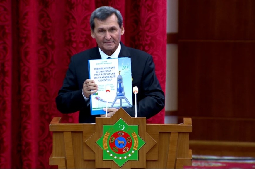 Hormatly Prezidentimiziň «Türkmenistanyň Bitaraplygy ― parahatçylygyň we ynanyşmagyň aýdyň ýoly» atly kitabynyň tanyşdyrylyş dabarasy