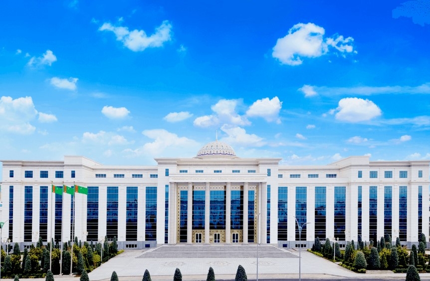 Между Инженерно-технологическим университетом Туркменистана имени Огуз хана в и японскими университетами Тохоку и Хиросаки были подписаны Меморандумы о взаимопонимании