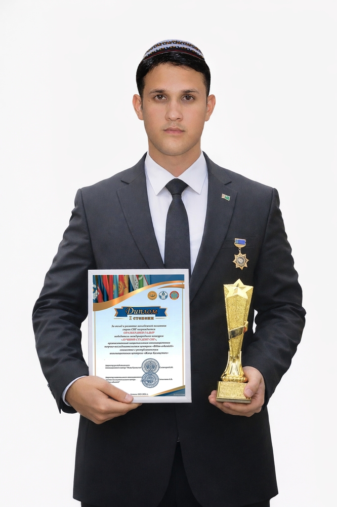 University Student Wins "Best Student of the CIS" Competition