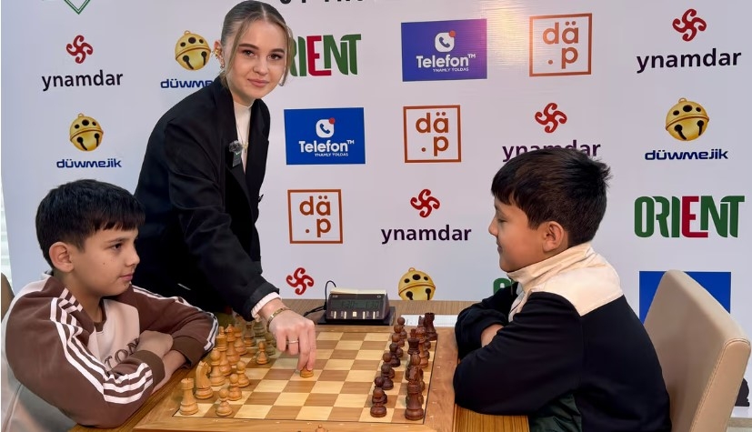 Ýöriteleşdirilen küşt we şaşka mekdebinde mekdep okuwçylarynyň arasynda küşt boýunça Türkmenistanyň birinjiligi geçirildi