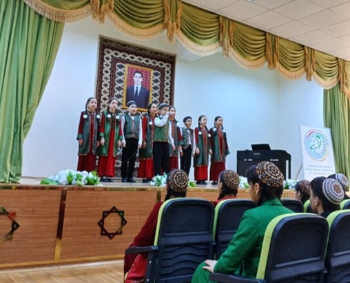 AJAÝYP AT BERIP ÝYLYŇ ADYNA, BAT GOŞDUŇYZ ÖSÜŞLERIŇ BADYNA