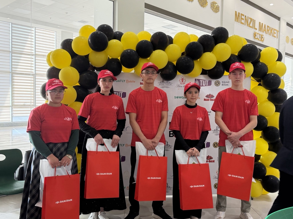 Balkanabatda zehinli ýaşlaryň intellektual bäsleşigi geçirildi