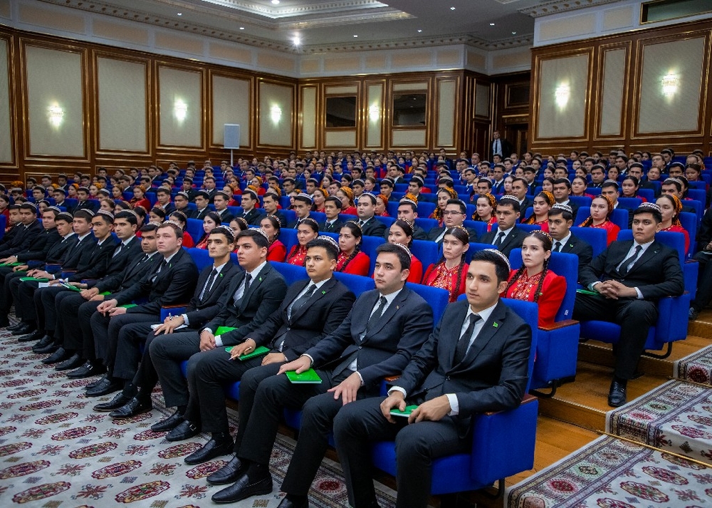 В медицинском университете, с целью разъяснения соответствующих нормативных правовых актов трудового законодательства состоялась совместная встреча