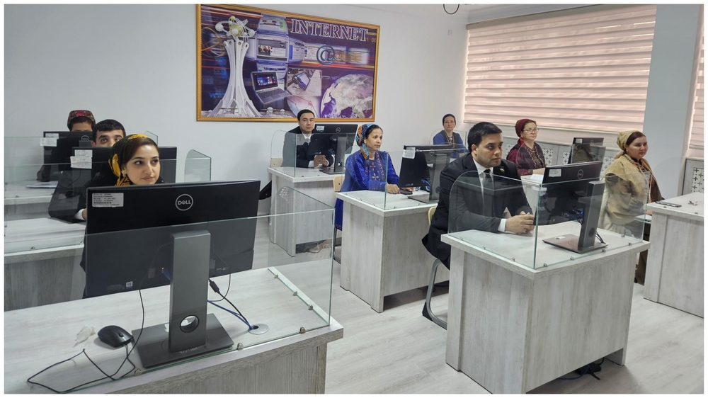 Uly göwrümli maglumatlar we emeli aň bilen işlemek