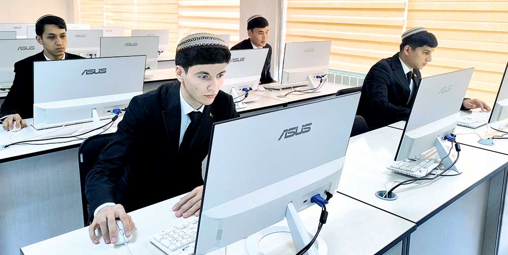 Talyplaryň arasynda maliýe hukugy dersinden onlaýn bäsleşik guraldy