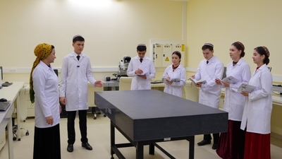 The professors and students of the Yagshygeldi Kakayev International Oil and Gas University conducted an off-site training session