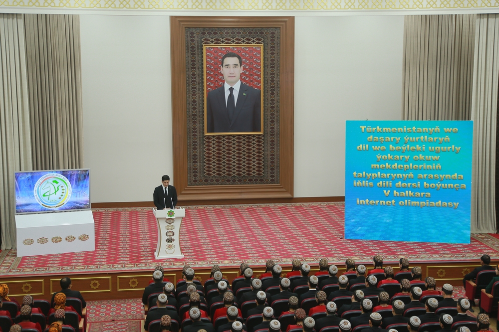 A celebration of science and friendship: The 5th International Internet Olympiad in English has begun