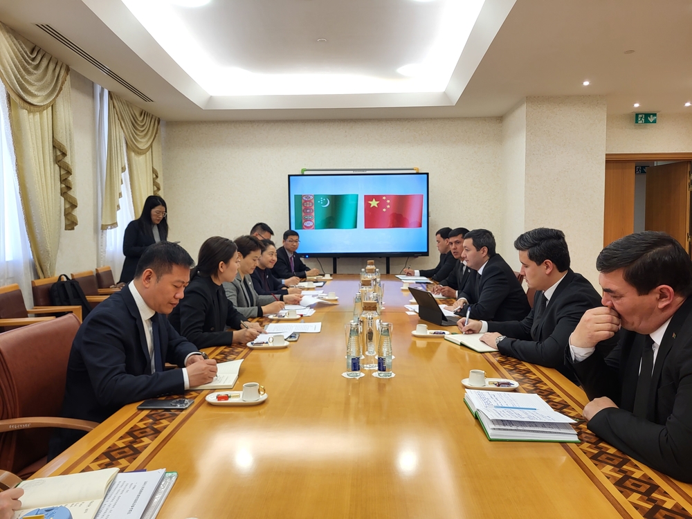 Türkmenistanyň Bilim ministrliginde Hytaý Halk Respublikasynyň Bilim ministrliginiň wekiliýeti bilen duşuşyk geçirildi