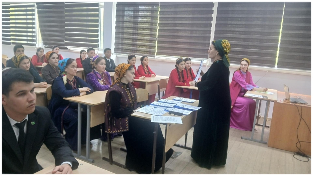 Türkmen döwlet binagärlik-gurluşyk institutynyň ylmy çäreleri geçirmek hakyndaky Meýilnamanyň çäklerinde  Himiýa tehnologiýasy fakultetiniň “Diller” kafedrasynyň guramagynda “Okatmagyň innowasion usullary daşary ýurt dili sapaklara ornaşdyrmak” atly ylmy-amaly maslahaty geçirildi