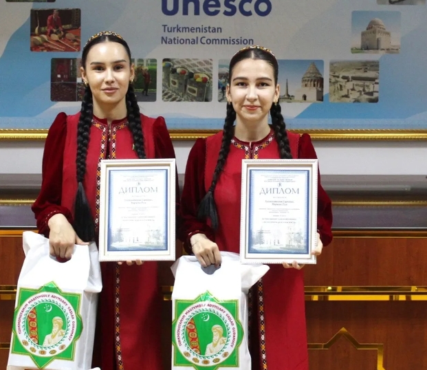 Türkmen talyplary «Ekologiýa howpsuzlygy» halkara olimpiadasynda ýeňiji boldular