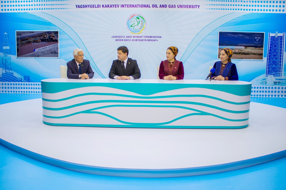 Политическая беседа на тему «Туркмено-малайзийское сотрудничество — гарантия подлинного и ответственного развития»