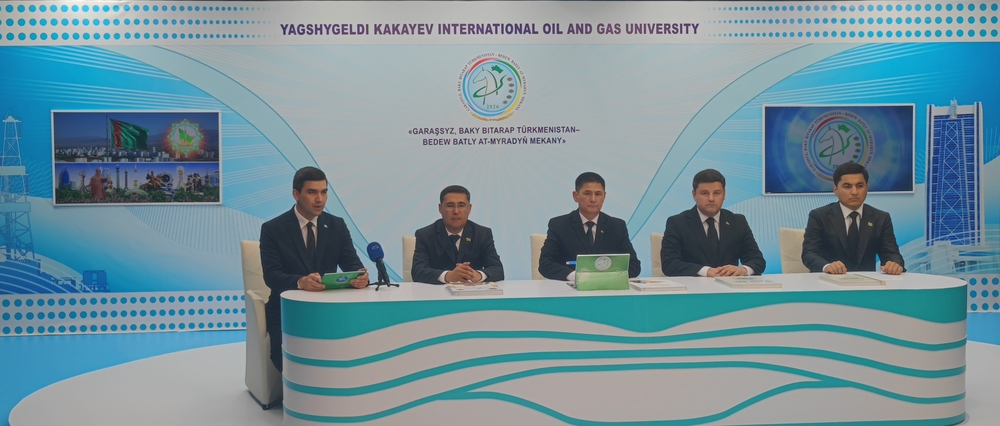 Türkmenistanyň Halk Maslahatynyň taryhy ähmiýeti barada syýasy tegelek stol gepleşigi