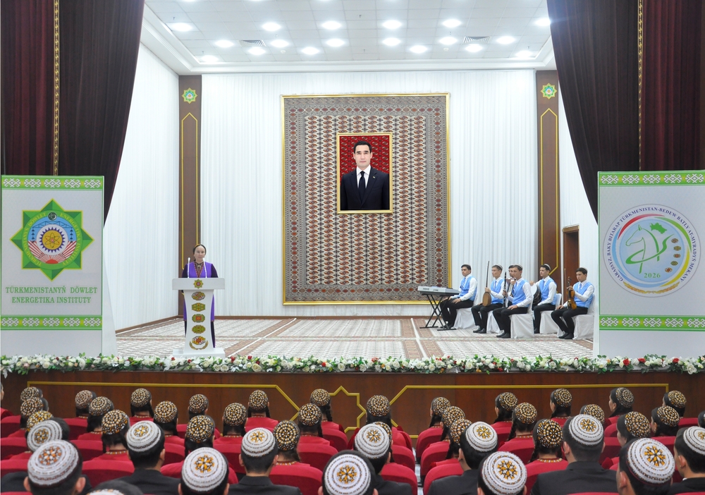 Dabaraly maslahat geçirildi