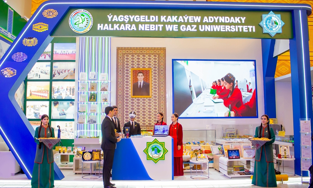 Ýagşygeldi Kakaýew adyndaky Halkara nebit we gaz uniwersiteti «Türkmenistanyň nebiti we gazy – 2026» halkara maslahatyna we sergisine işjeň gatnaşdy