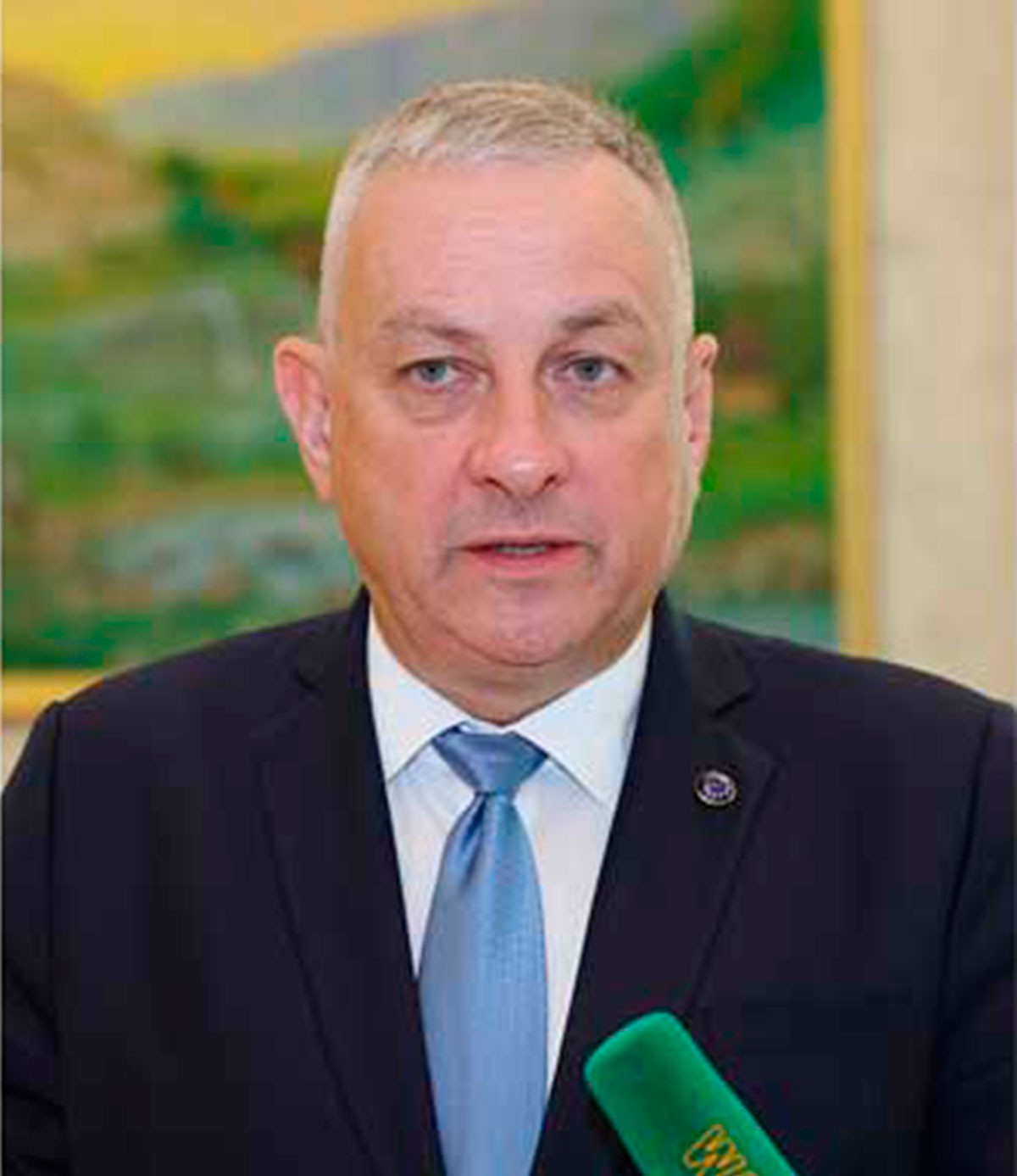 Honorable President Met with the European Commissioner for International Cooperation of the European Union